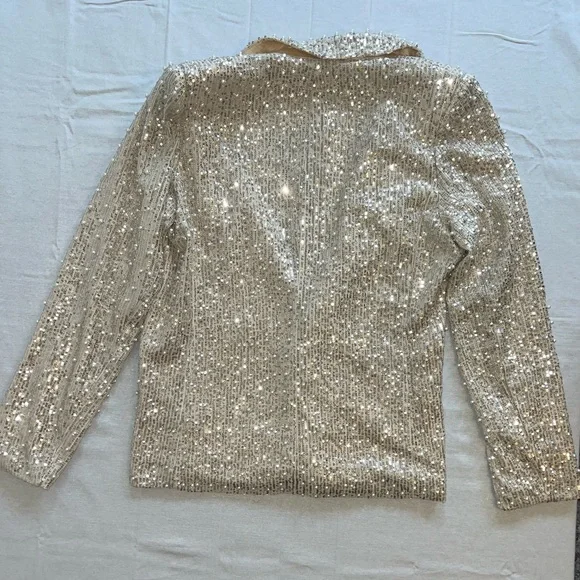 MABLE Silver Sequin With Pearls Women's Statement Piece Blazer NWT - Picture 13 of 13
